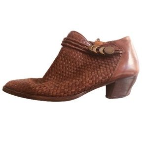 Vintage Western Brown Woven Leather Ankle Boots Rope Brass Moon Pointed Toe Sz 7